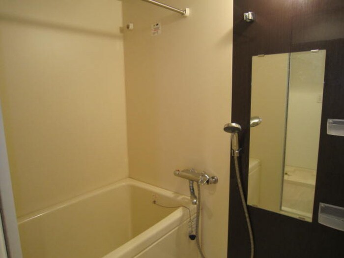 カスタリア志賀本通の物件内観写真