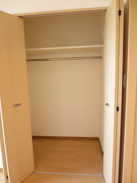 カスタリア志賀本通の物件内観写真