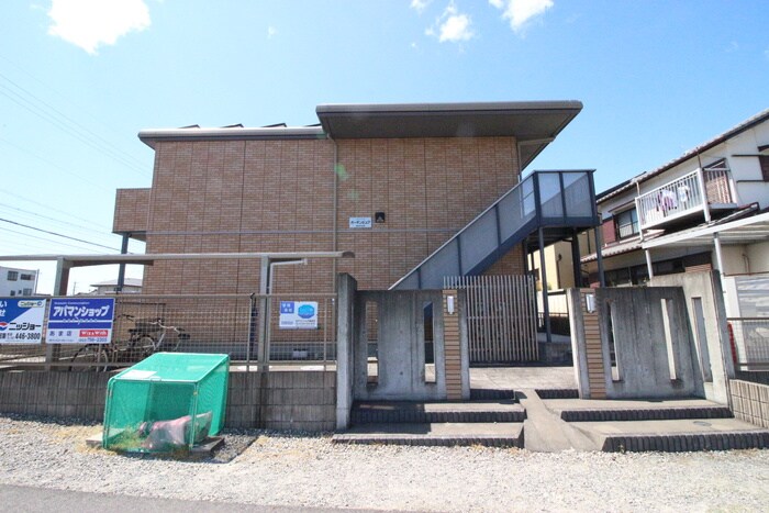 ガーデンピュアの物件外観写真