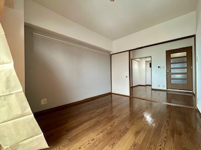 エレガントパレス守山の物件内観写真