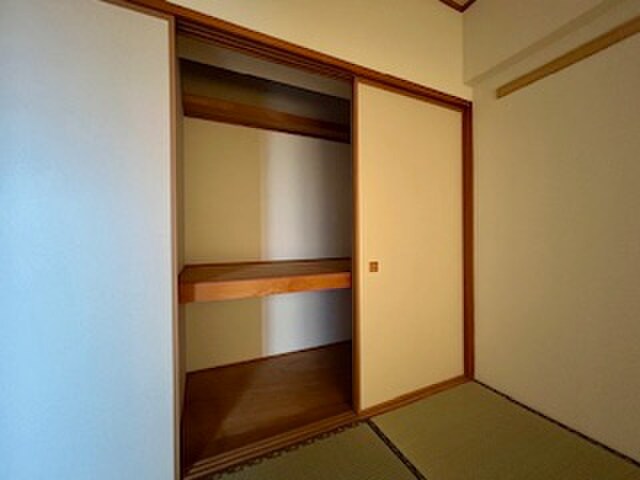 エレガントパレス守山の物件内観写真