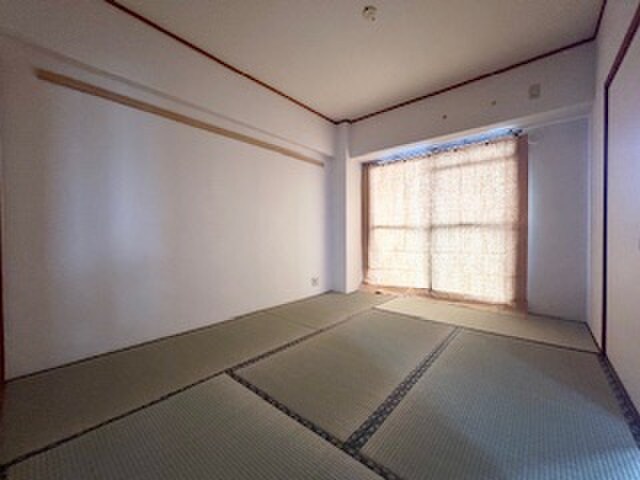 エレガントパレス守山の物件内観写真