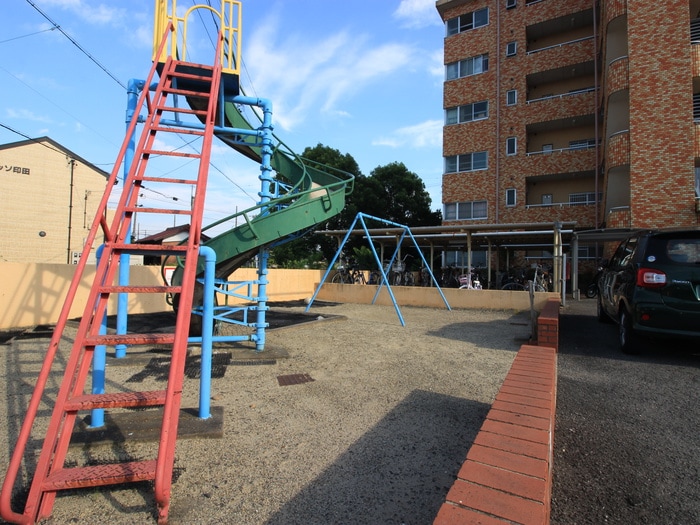 ロイヤルパレス北園の物件外観写真