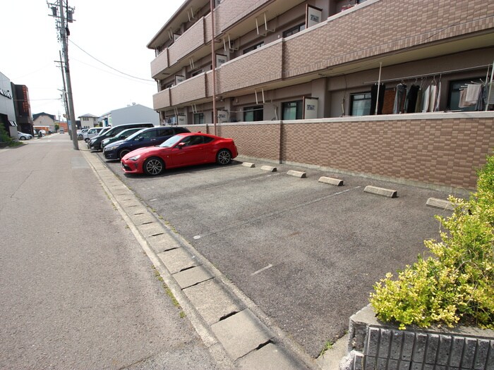 スカイヒルズの物件外観写真