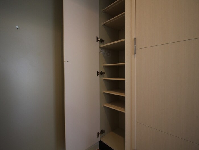 ア－ルズタワ－望が丘の物件内観写真