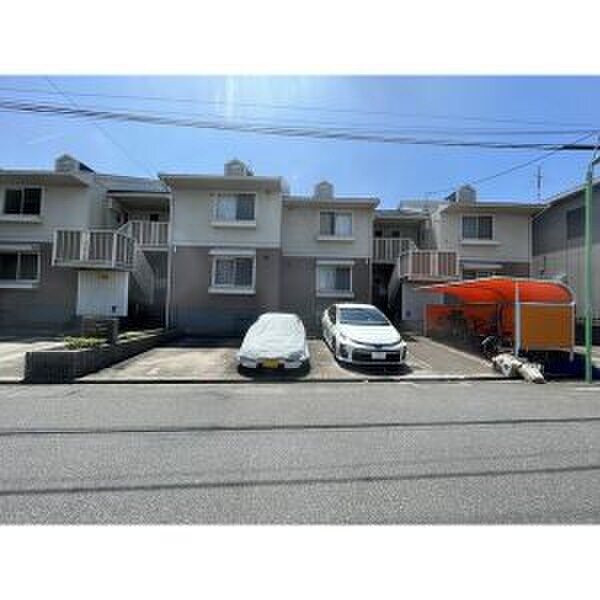 フラワーハイツの物件外観写真