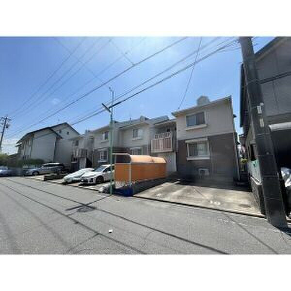 フラワーハイツの物件外観写真