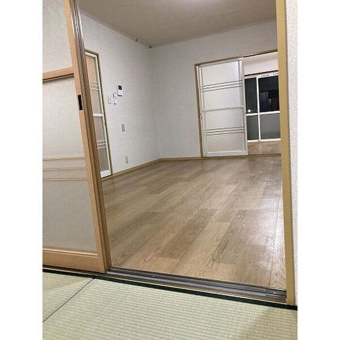 フラワーハイツの物件内観写真