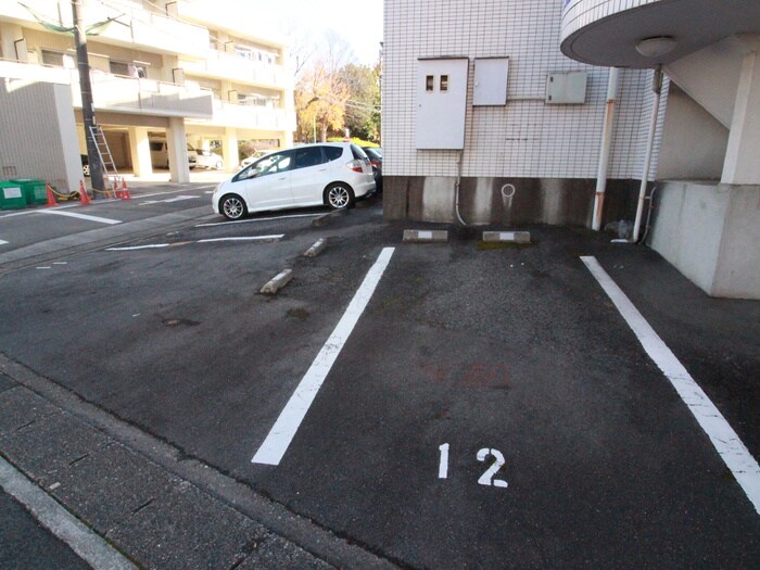 牧の原中央マンションの物件外観写真