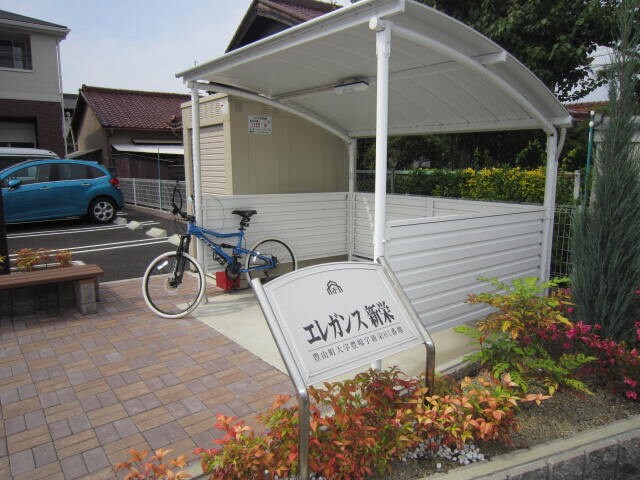 エレガンス新栄の物件外観写真