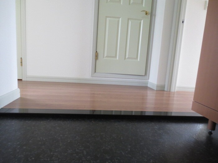 エレガンス新栄の物件内観写真