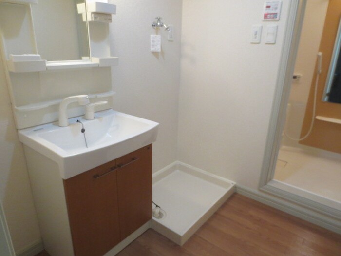 エレガンス新栄の物件内観写真