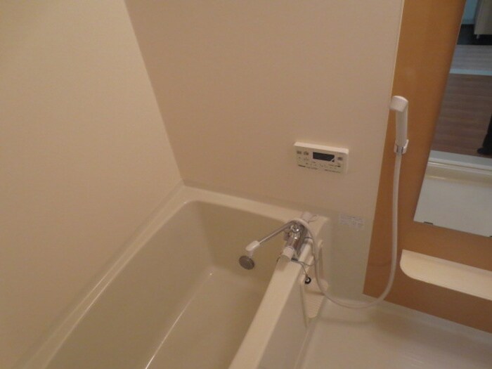 エレガンス新栄の物件内観写真