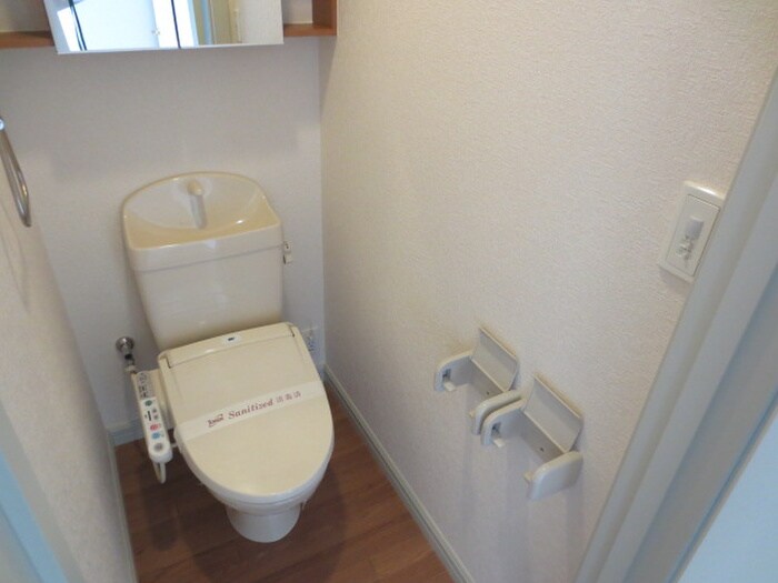 エレガンス新栄の物件内観写真