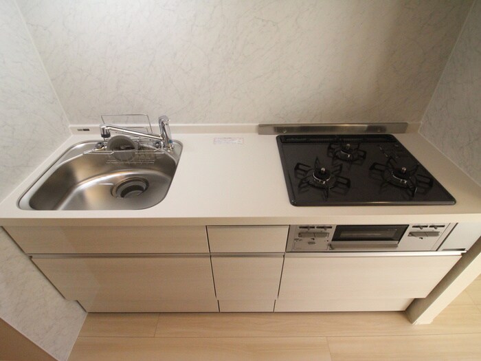 Ｄ－ｒｏｏｍ黄金の物件内観写真