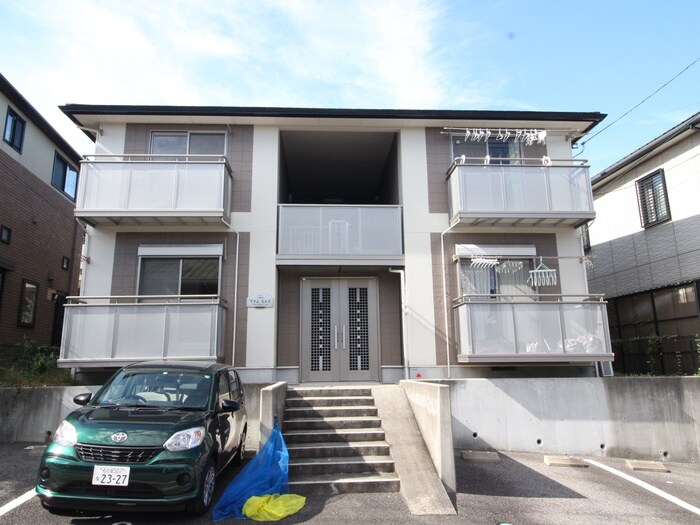 プラムヒルズの物件外観写真