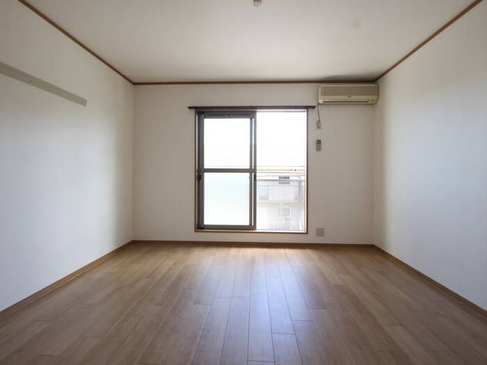 プラムヒルズの物件内観写真