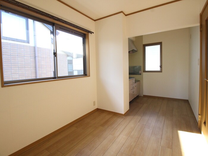 プラムヒルズの物件内観写真