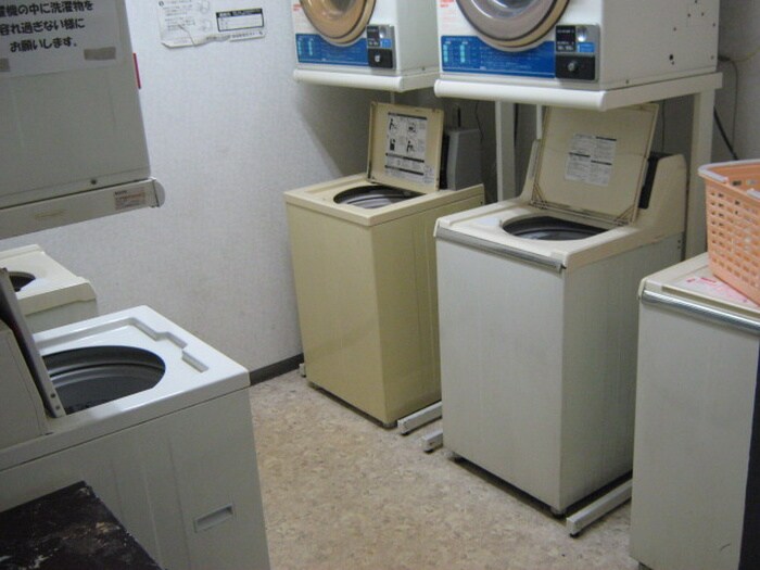 シャンブル７２の物件外観写真