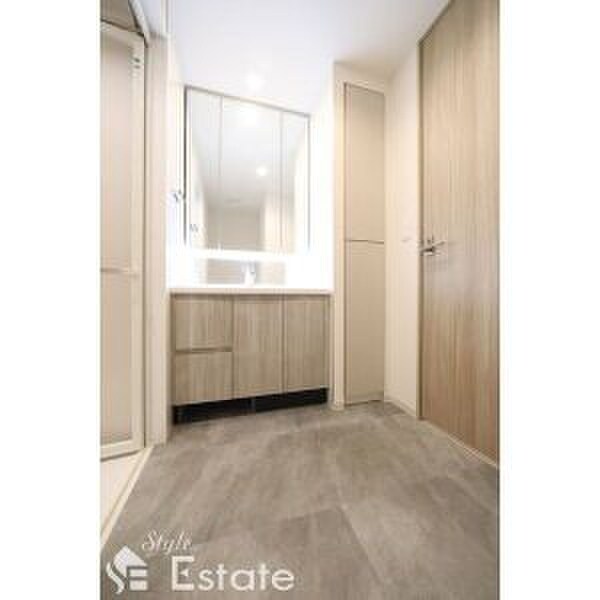 ｻﾞ・ﾌｧｲﾝﾀﾜｰ久屋大通(1905)の物件内観写真