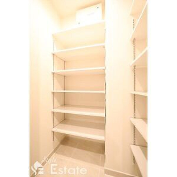 ｻﾞ・ﾌｧｲﾝﾀﾜｰ久屋大通(1905)の物件内観写真