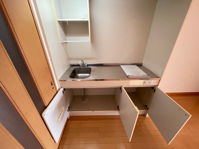 センチュリ－パ－ク八熊の物件内観写真