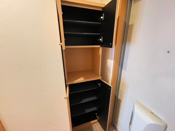 センチュリ－パ－ク八熊の物件内観写真