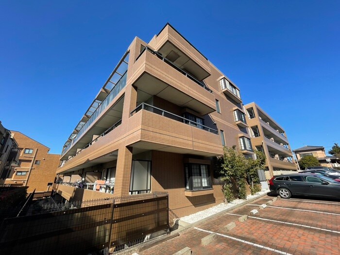 ビラ三秀山中の物件外観写真