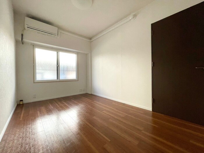 ビラ三秀山中の物件内観写真