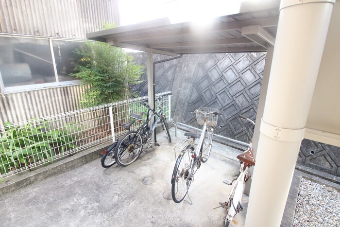 ベェルヴェルの物件外観写真