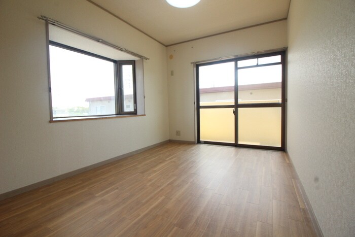 エマリオの物件内観写真