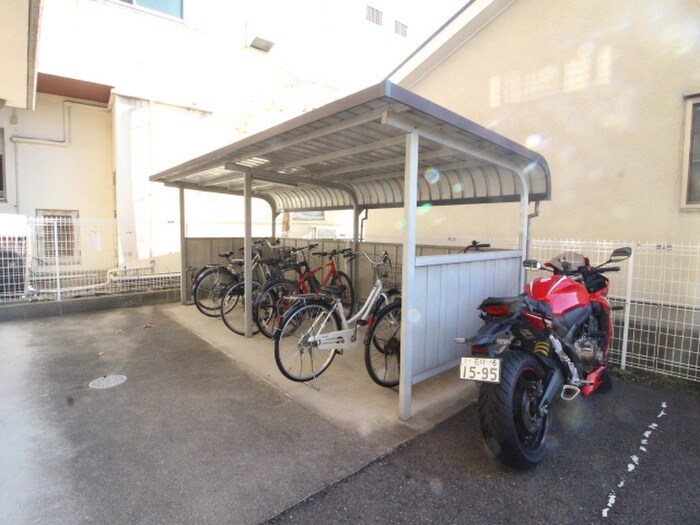 マ・メゾン千種公園の物件外観写真