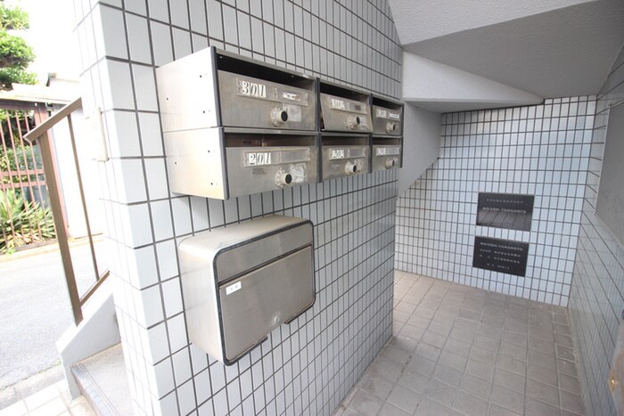 メゾンヤマモトの物件外観写真