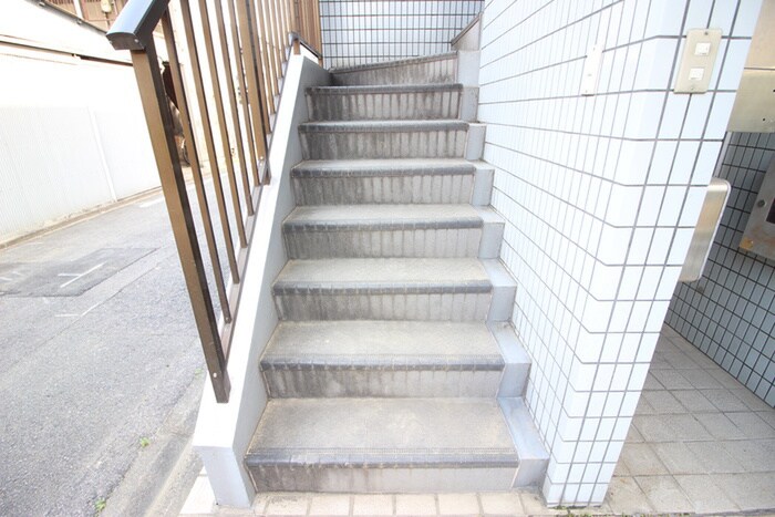 メゾンヤマモトの物件外観写真