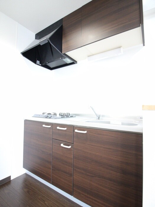 ﾌﾟﾗｳﾗﾝﾄﾞ名駅の物件内観写真