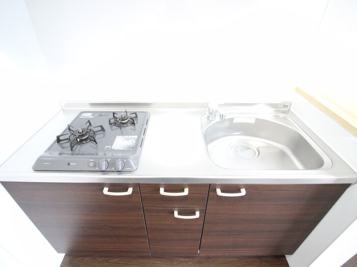 ﾌﾟﾗｳﾗﾝﾄﾞ名駅の物件内観写真