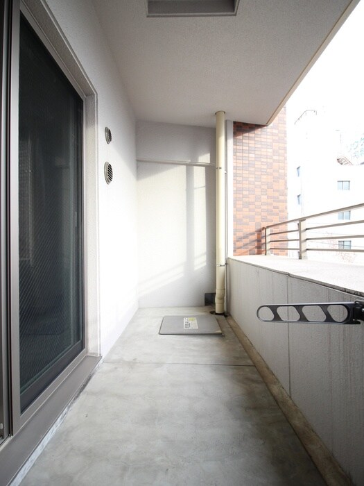 ﾌﾟﾗｳﾗﾝﾄﾞ名駅の物件内観写真