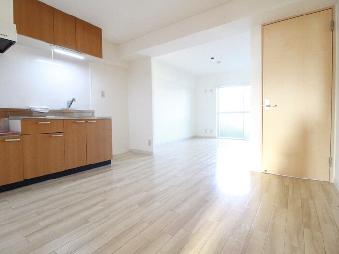 フォ－シ－ズン御幸山の物件内観写真