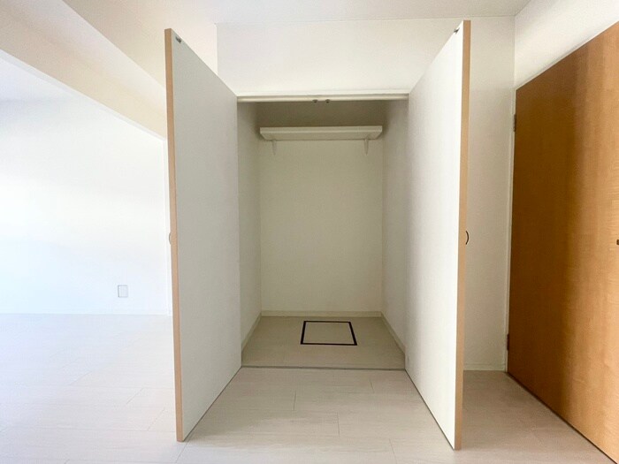 フォ－シ－ズン御幸山の物件内観写真