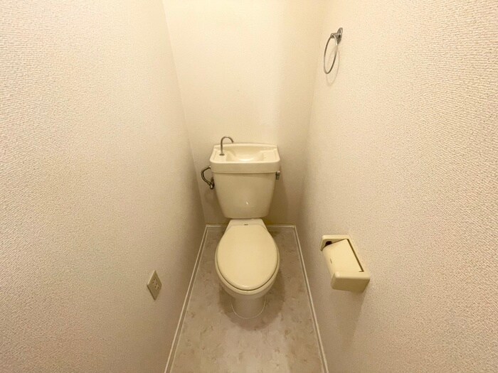 フォ－シ－ズン御幸山の物件内観写真