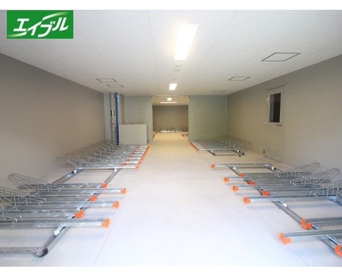 エスリード上前津セレーノの物件外観写真