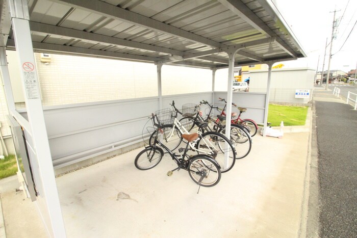 メゾンクレールの物件外観写真