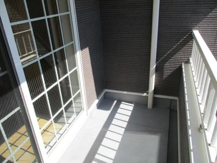 レッド・リ－ブスⅢの物件内観写真