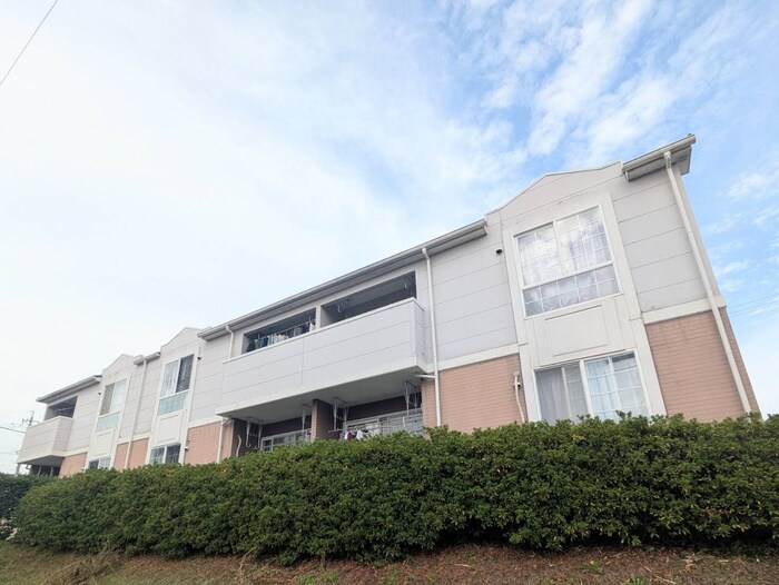 サンヒルズ平和の物件外観写真