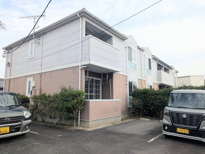 サンヒルズ平和の物件外観写真