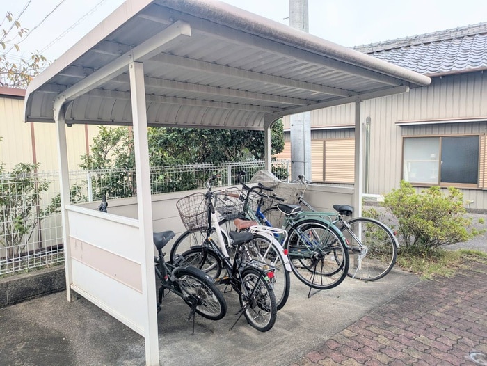 サンヒルズ平和の物件外観写真