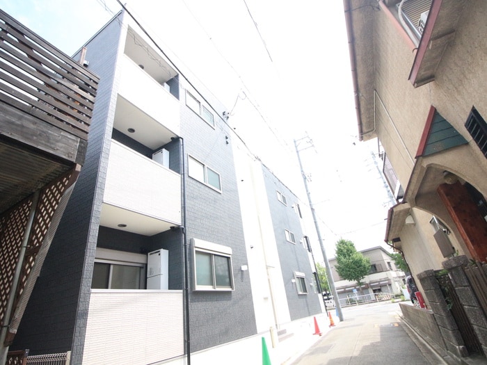 ノヴァ九重町の物件外観写真