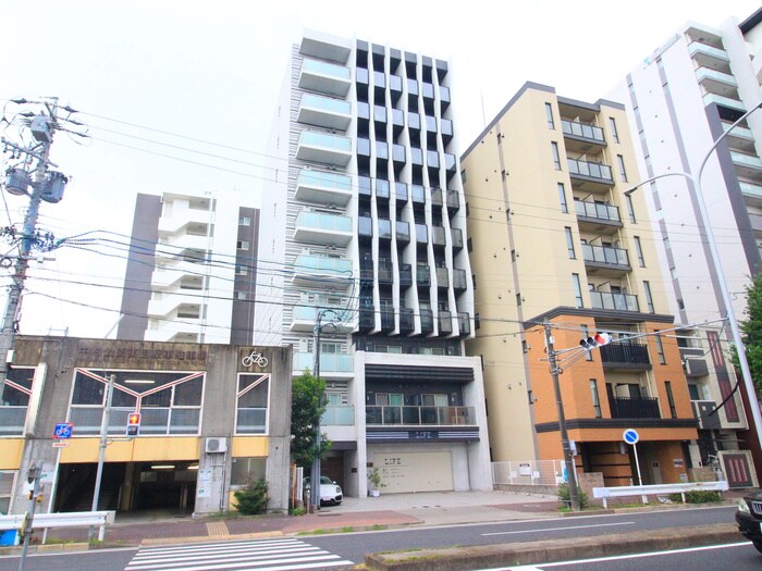 Para Hero sの物件外観写真