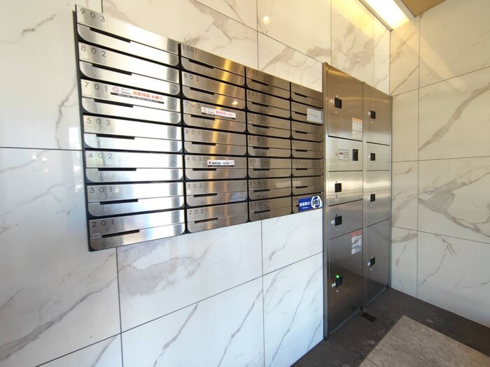 VERITAS IZUMIの物件外観写真