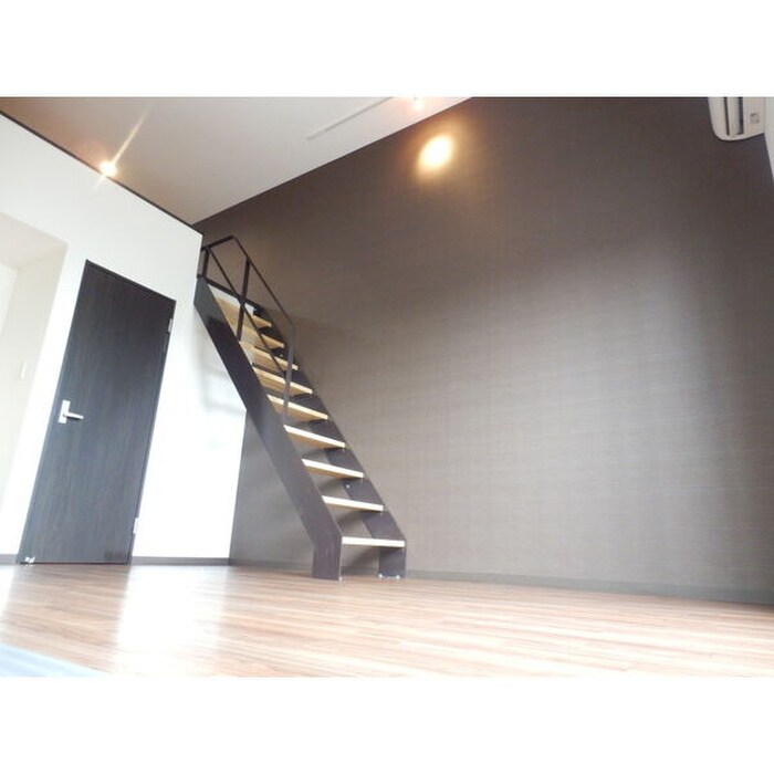 Creo中村公園伍番館の物件内観写真